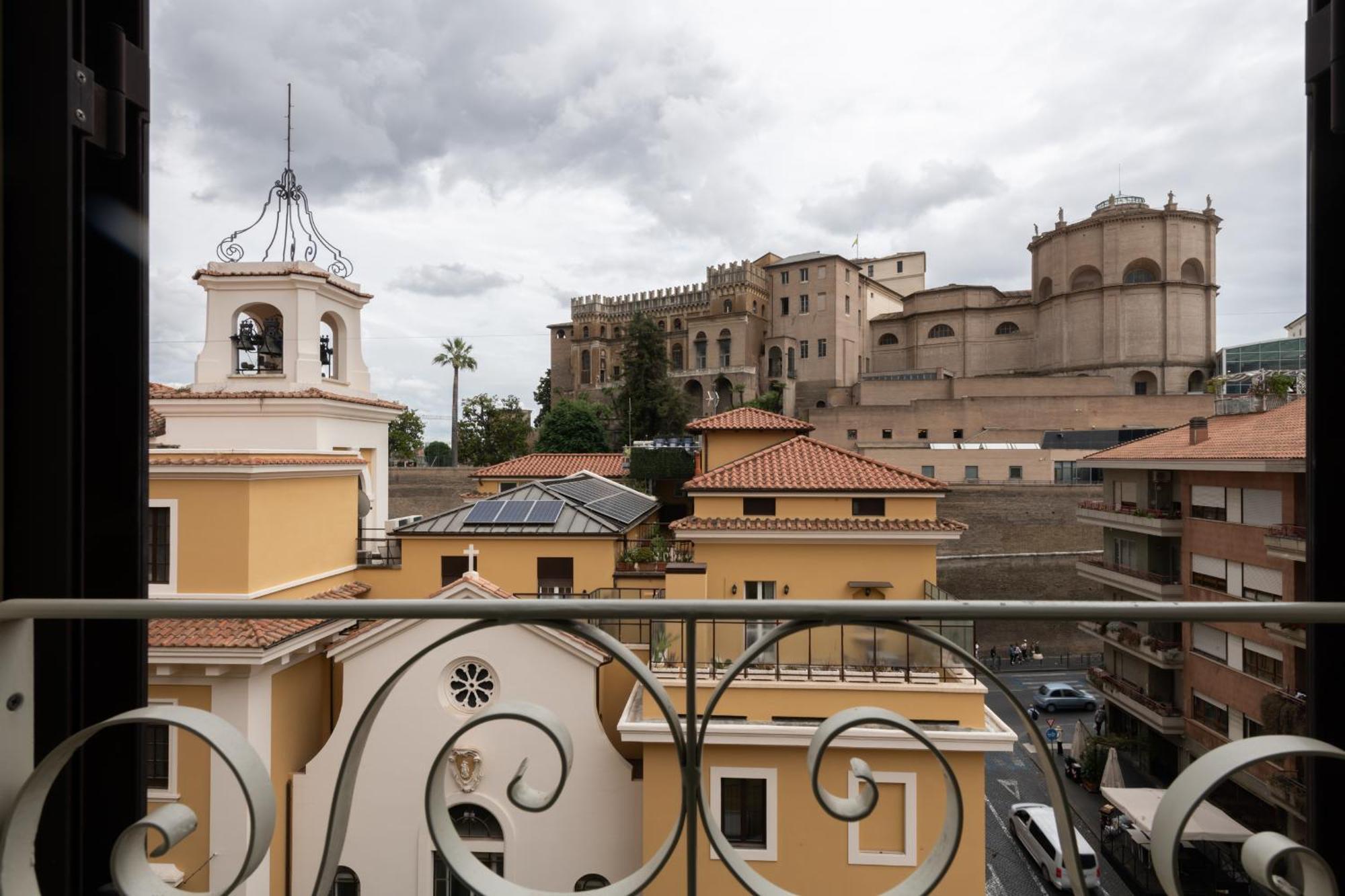 Sistine Chapel View Rooms Check-In From 3 Pm To 10 Pm Екстериор снимка